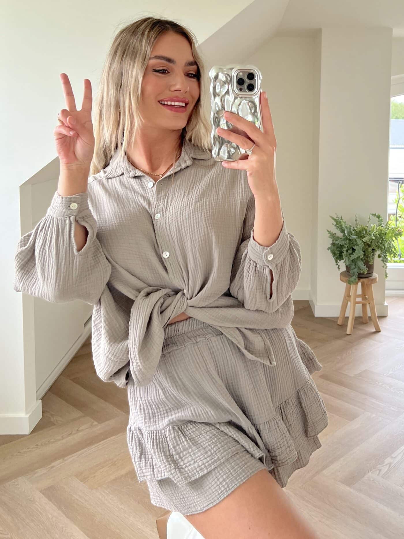 Taupe 2 piece set blouse+short